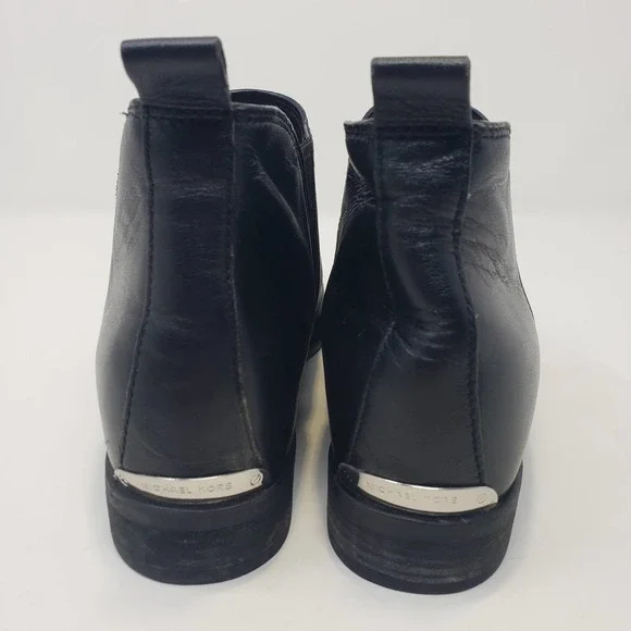 Michael Michael Kors Womens Black Leather Ankle Boots Booties 6M Slip On - Picture 5 of 10